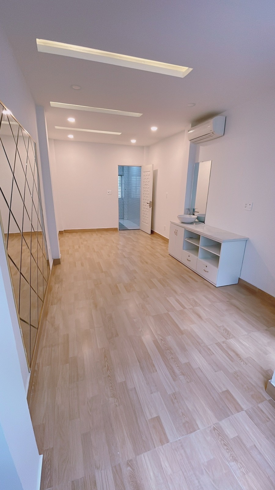 Bán nhà hẻm đường Trần Hưng Đạo, Quận 5 - ảnh 5