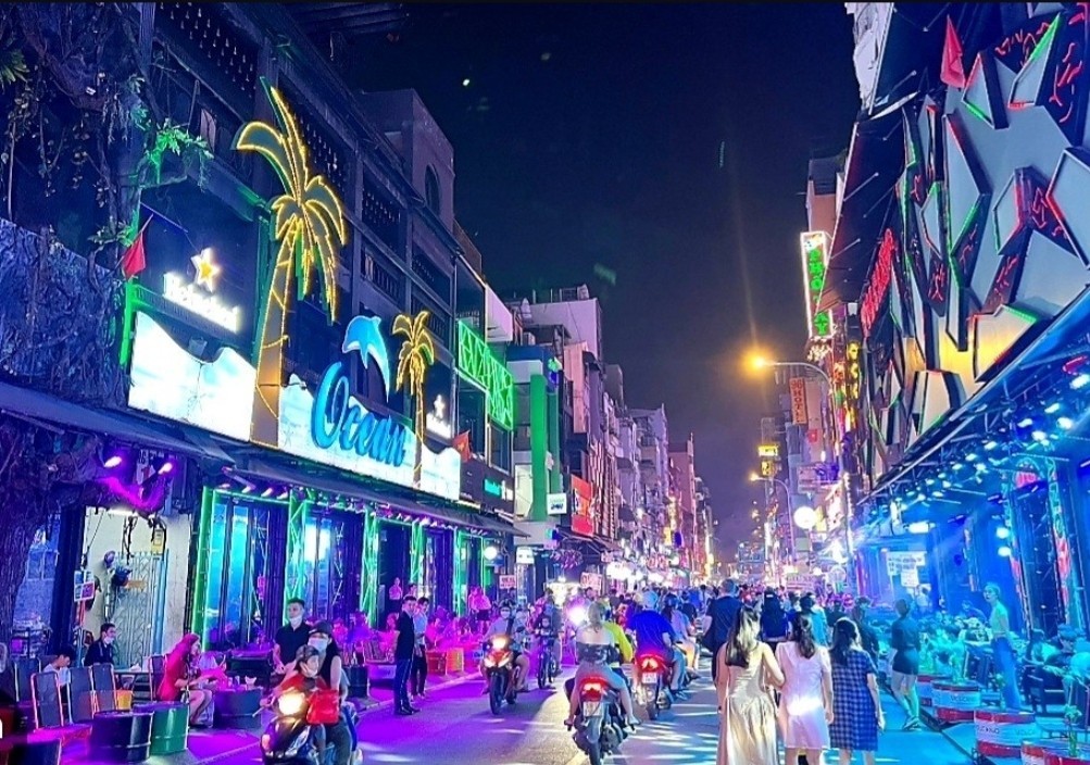 Bán nhà mặt tiền Bùi Viện, Quận 1 - ảnh chính