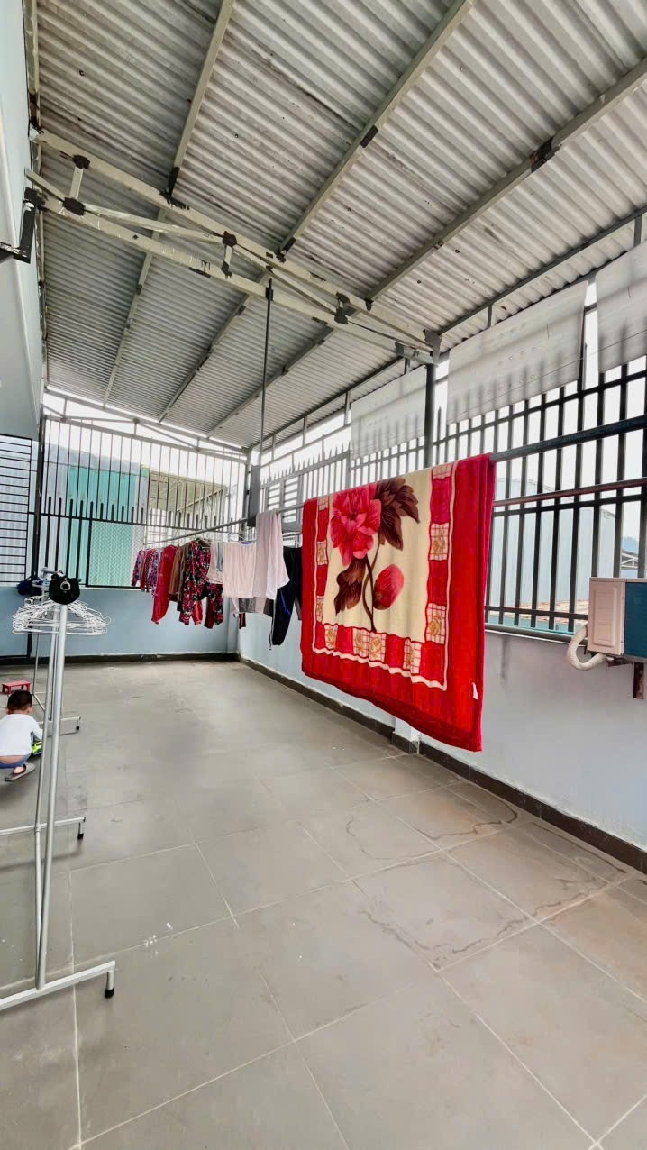 BÙI GIÁNG 180m², 3 tầng, ngang 10m, dài 18m, giá 15.5 tỷ, Cẩm Lệ