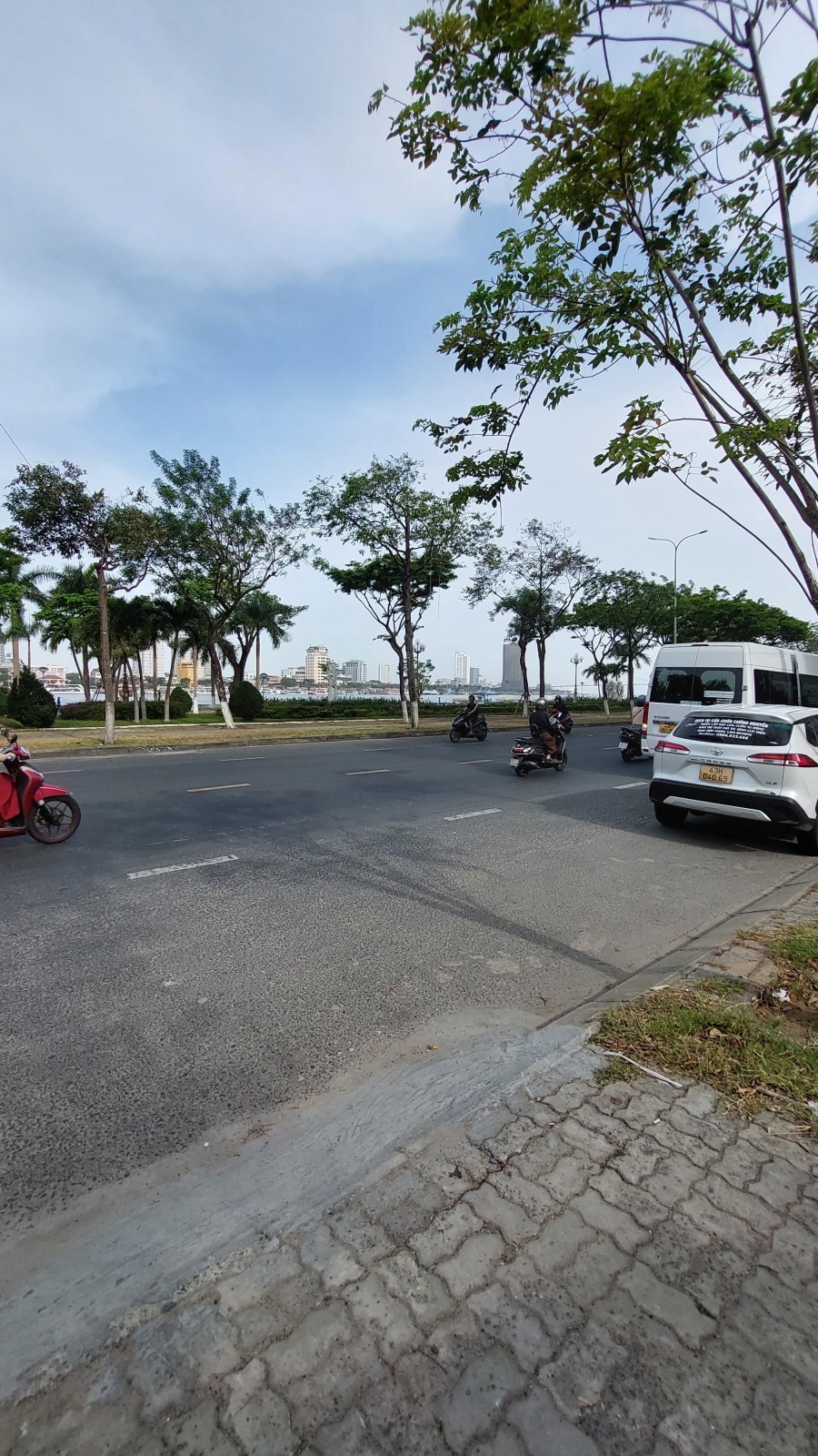 TRẦN HƯNG ĐẠO 375m², 1 tầng, ngang 15m, dài 25m, giá 150 tỷ, Sơn Trà Đại tỷ phú