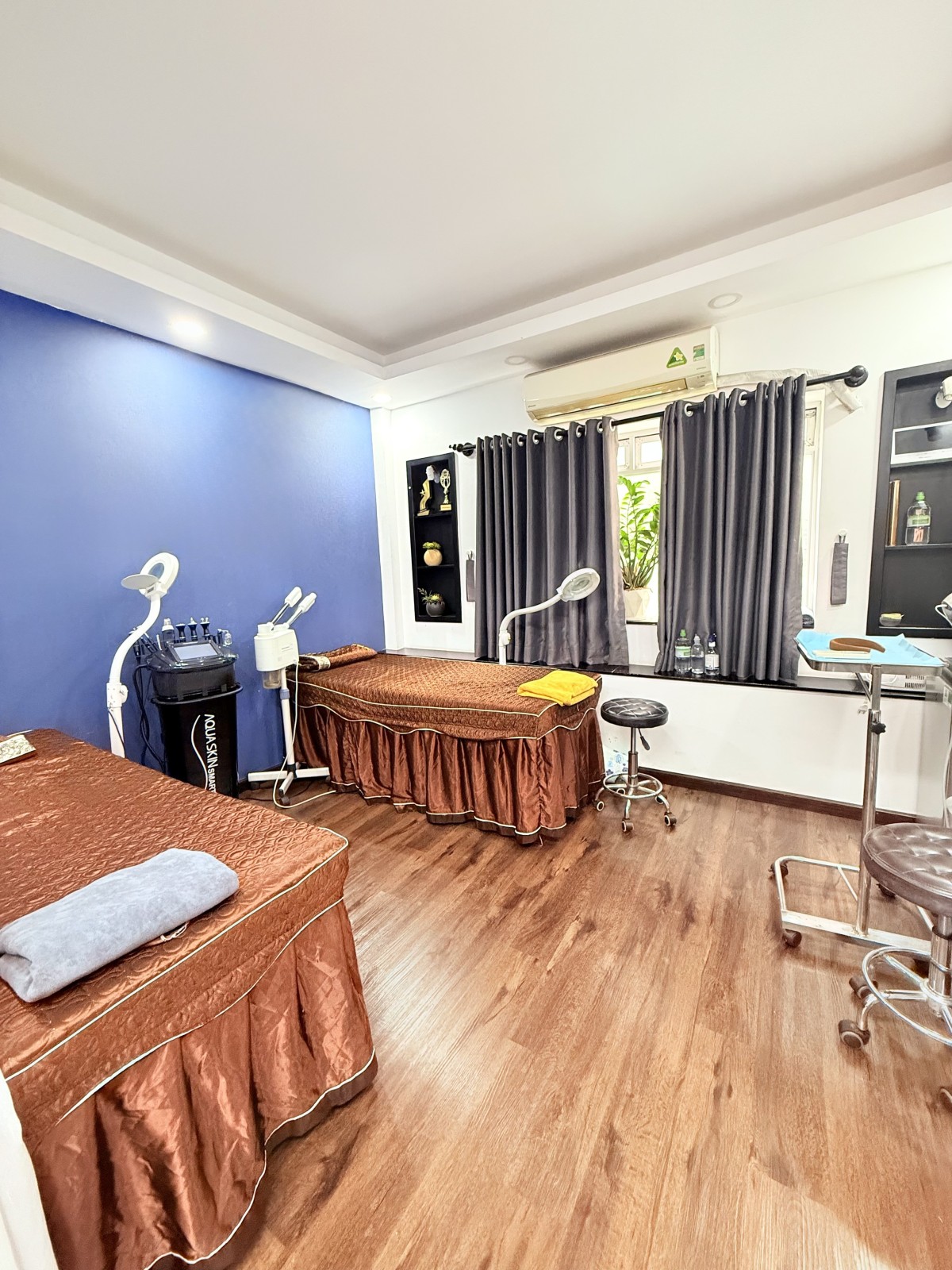 Bán nhà đường Tản Viên, Tân Bình