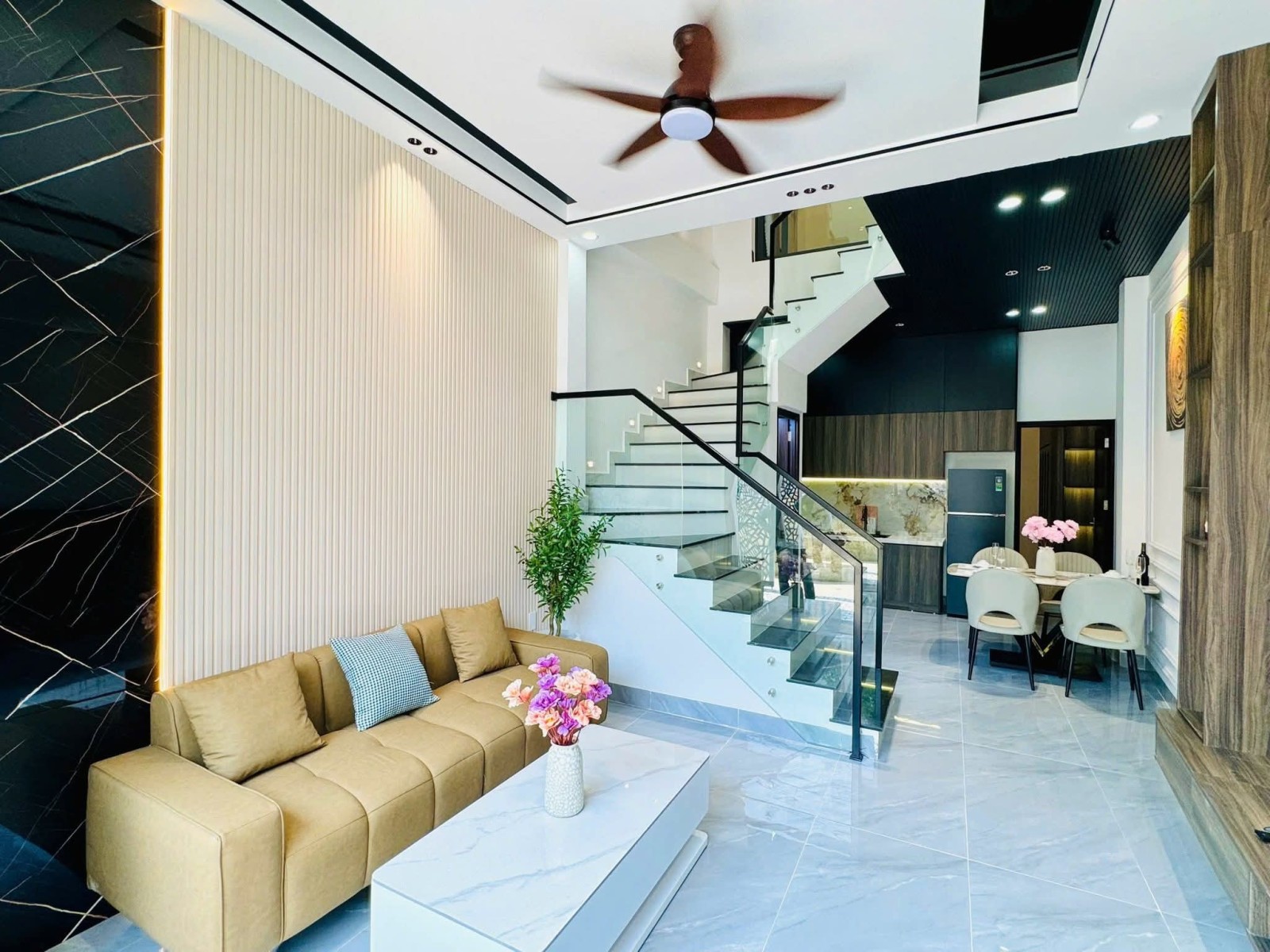 PHAM VĂN NGHỊ 63m², 3 tầng, ngang 3.9m, dài 17m, giá 5.55 tỷ, Thanh khê
