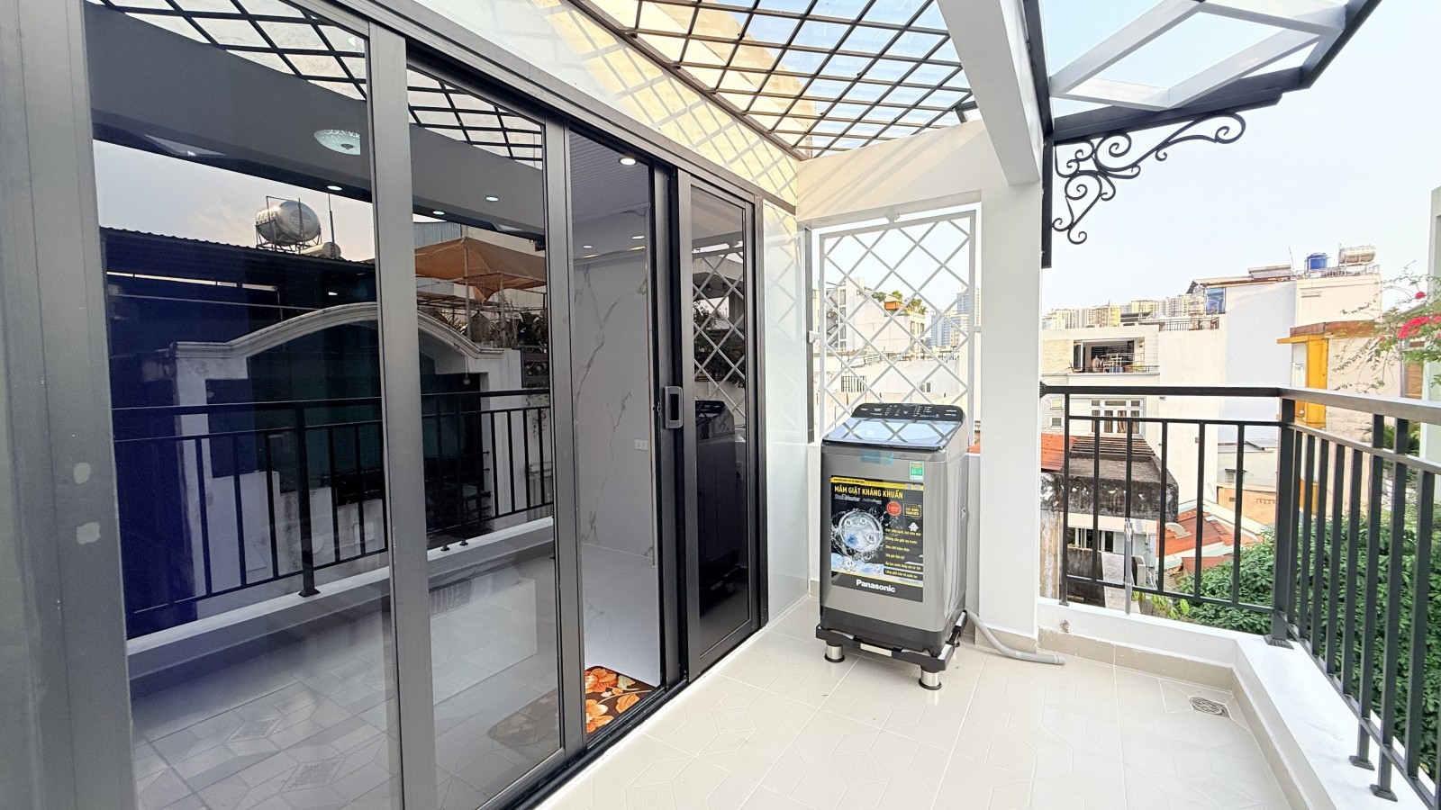 Bán nhà đường Trần Quang Diệu, Quận 3
