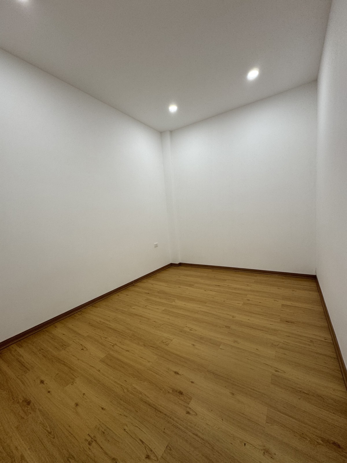 TRIỆU QUỐC ĐẠT 92.5m², cấp 4, ngang 5m, dài 5.3m, giá 3.9 tỷ, Cẩm Lệ