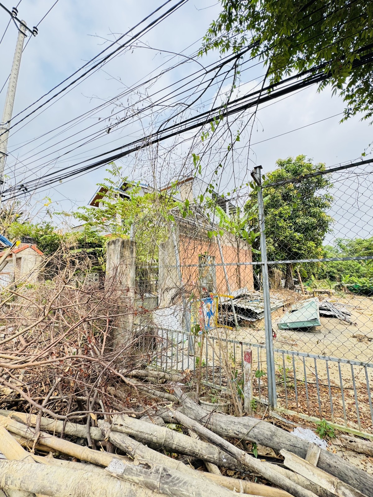 PHẠM NHƯ XƯƠNG 490m², 3 tầng, ngang 18.6m, dài 28.7m, giá 13.5 tỷ, Điện Bàn