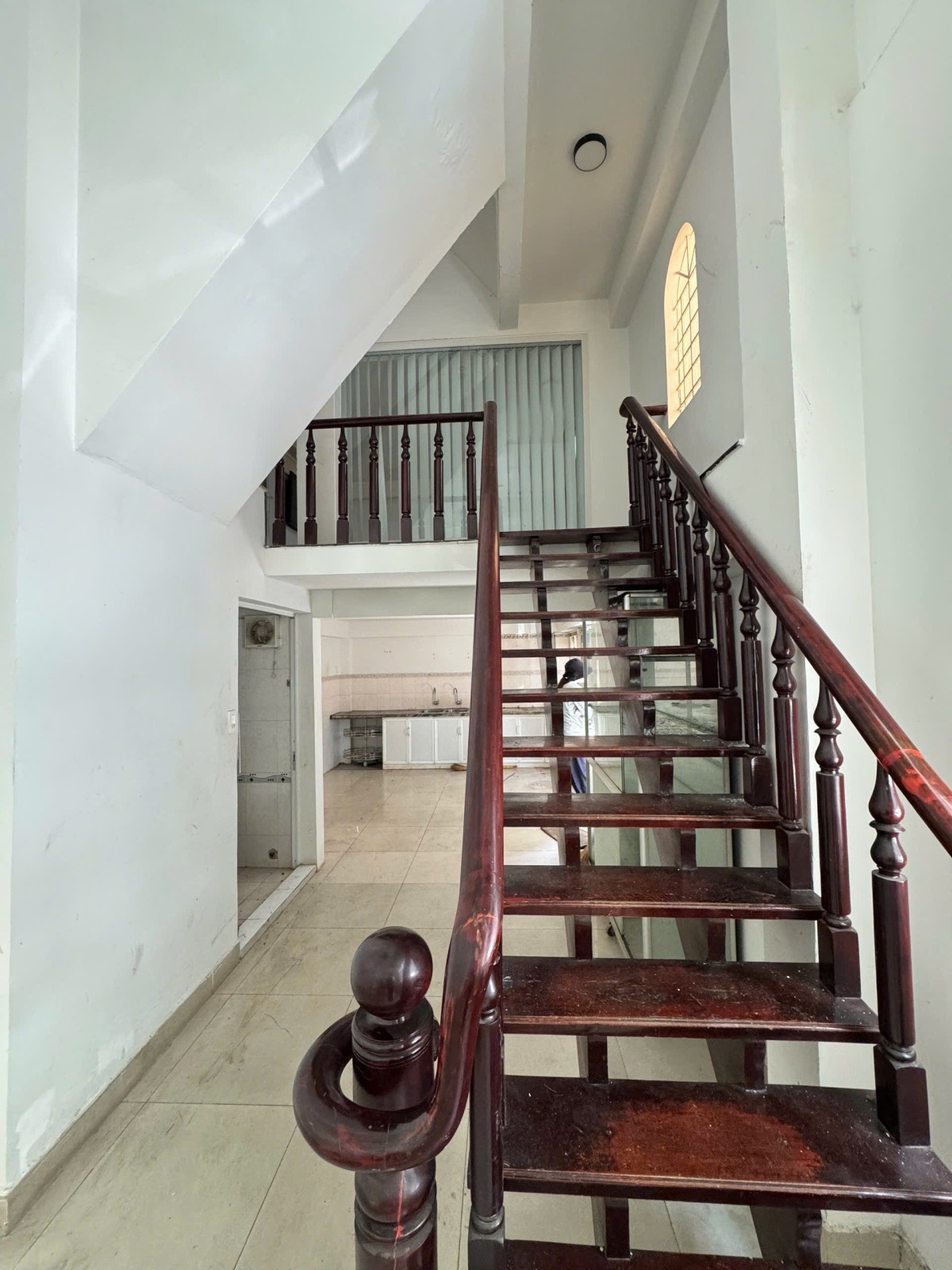 Bán nhà đường Hoàng Văn Thụ, Tân Bình - ảnh 6