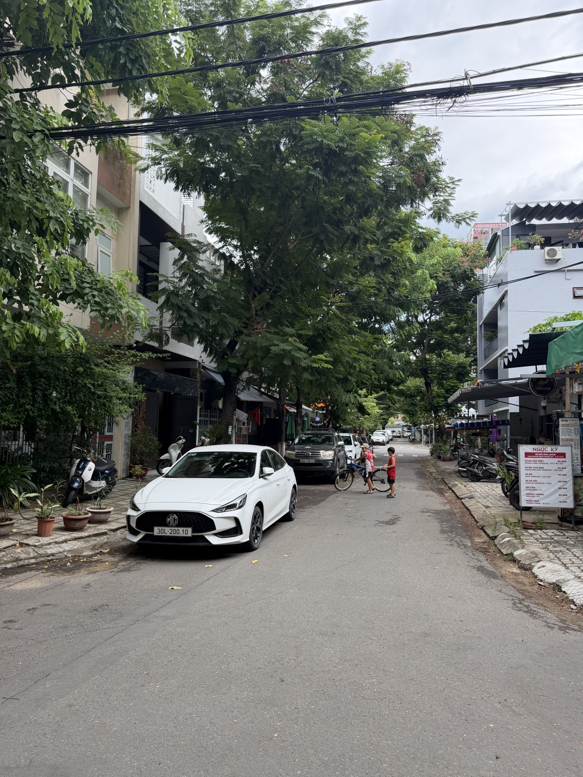 UNG VĂN KHIÊM 207m², 3 tầng, ngang 12m, dài 18m, giá 38 tỷ, Ngũ Hành Sơn
