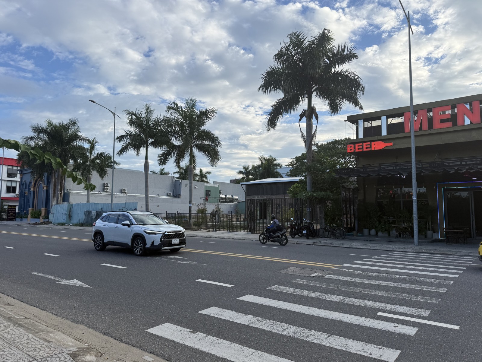 BẠCH ĐẰNG ĐẤT 1983m², ĐẤT, ngang 36.8m, dài 53.9m, giá 220 tỷ, Hải Châu Đại tỷ phú