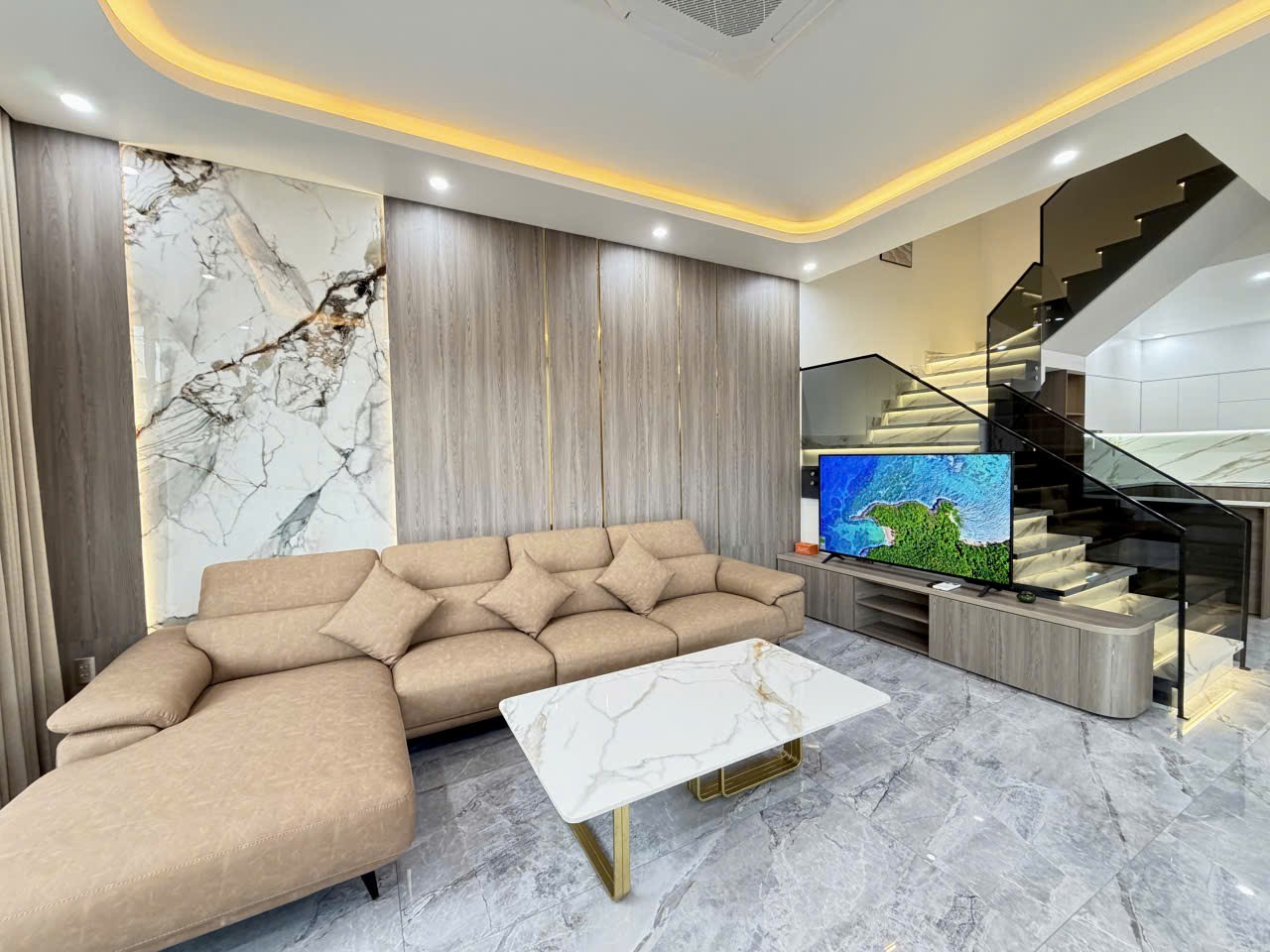 (THỬA 55 TỜ 319) NGUYỄN ĐÌNH HOÀN 192m², 3 tầng, ngang 10m, dài 19.2m, giá 26.5 tỷ, Sơn Trà