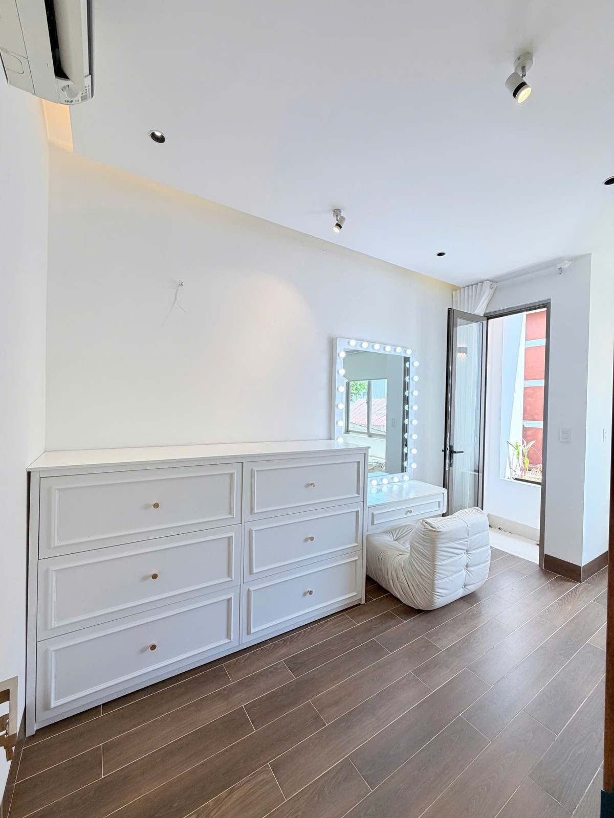 TRẦN CAO VÂN 35m², 3 tầng, ngang 4.5m, dài 8m, giá 3.95 tỷ, Thanh Khê