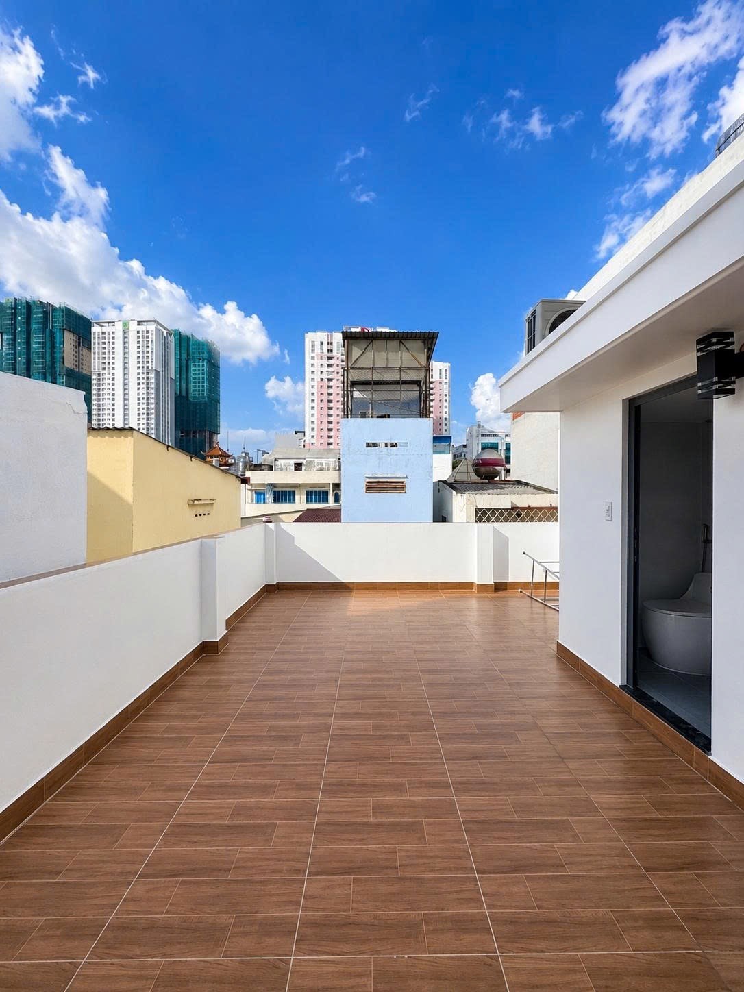 Bán nhà hẻm 8 Hồ Hảo Hớn, Quận 1