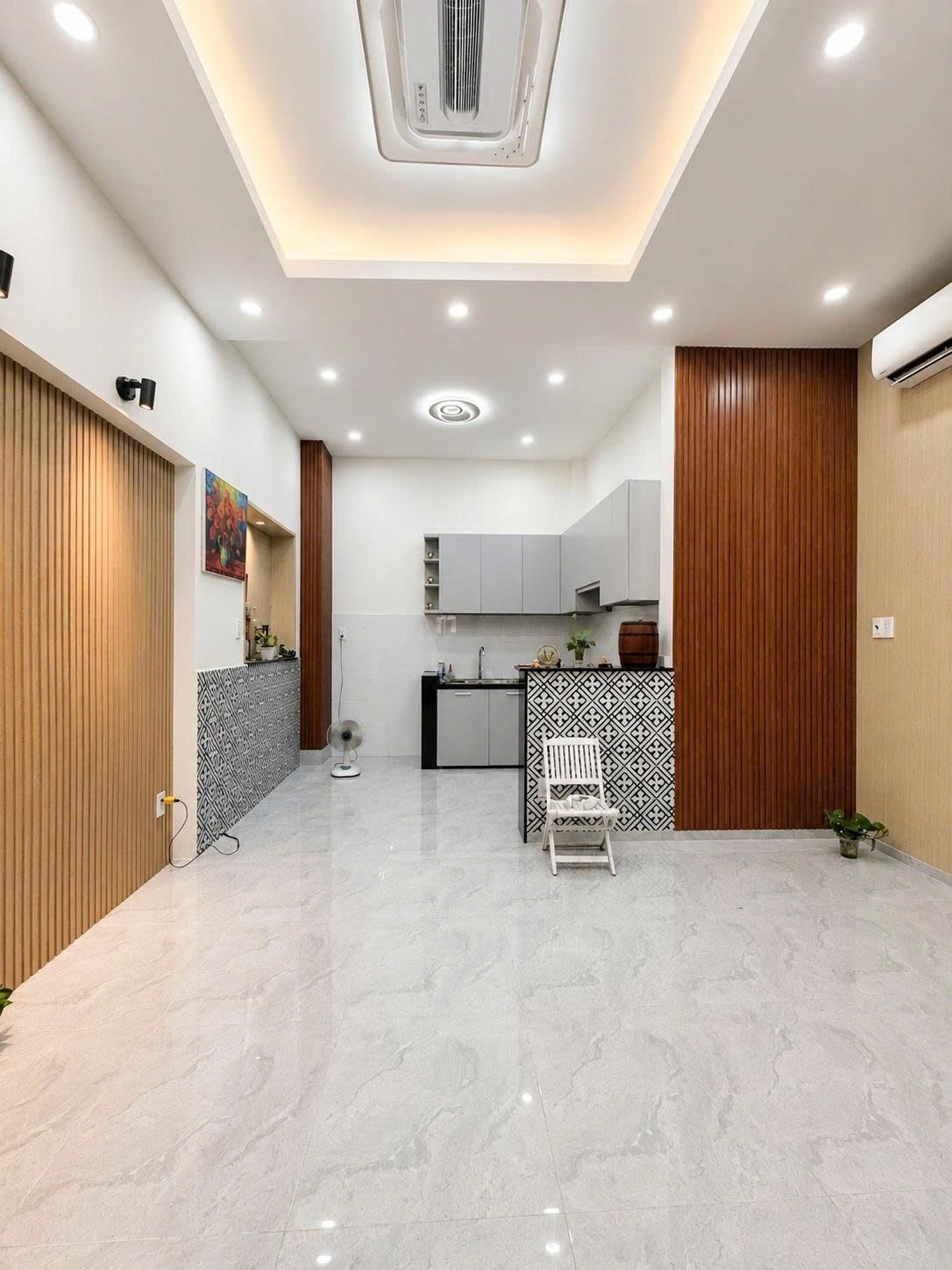 Bán nhà hẻm 8 Hồ Hảo Hớn, Quận 1 - ảnh 3
