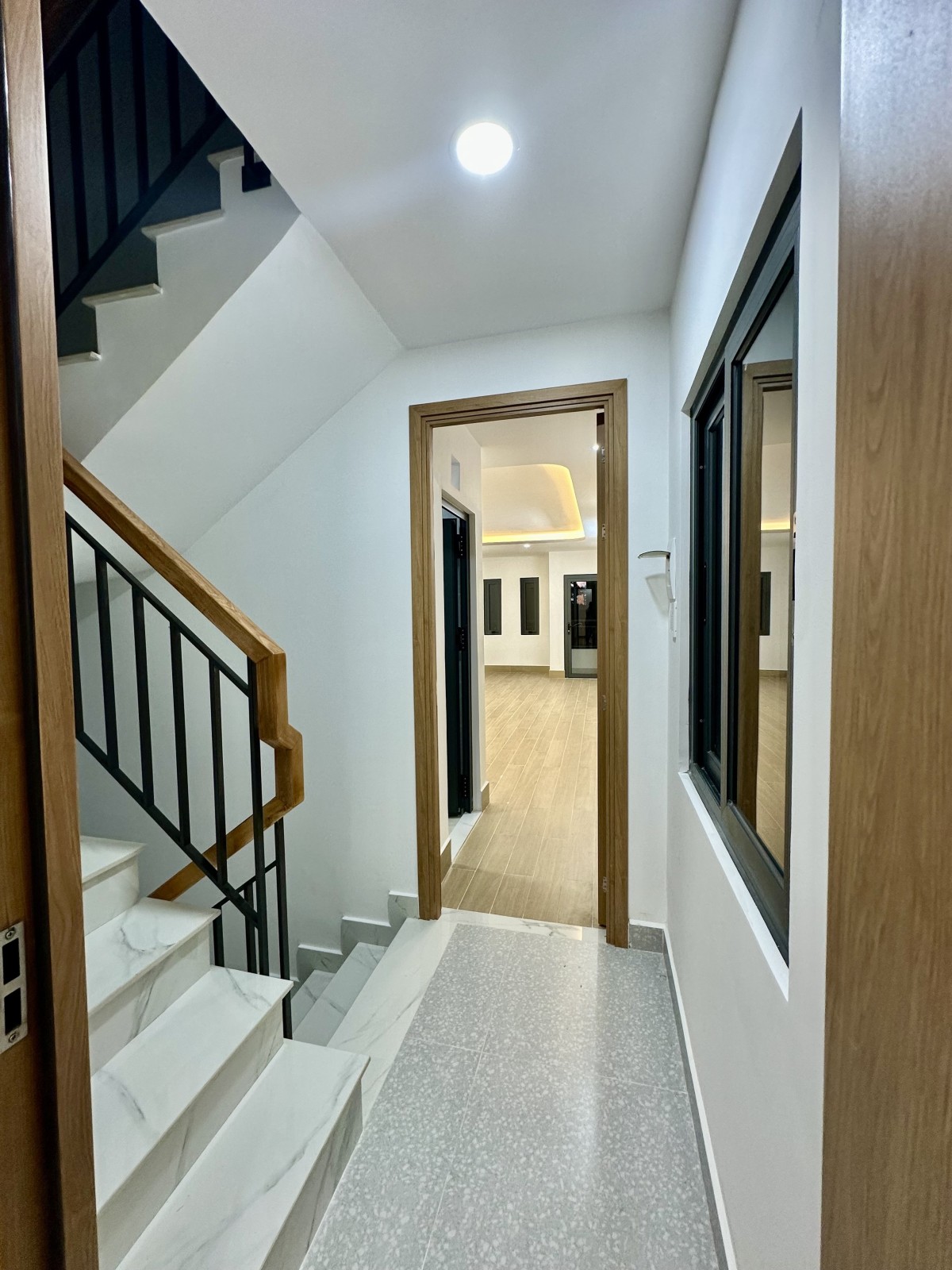 Bán nhà hẻm 656 Cách Mạng Tháng Tám, Quận 3 - ảnh 3