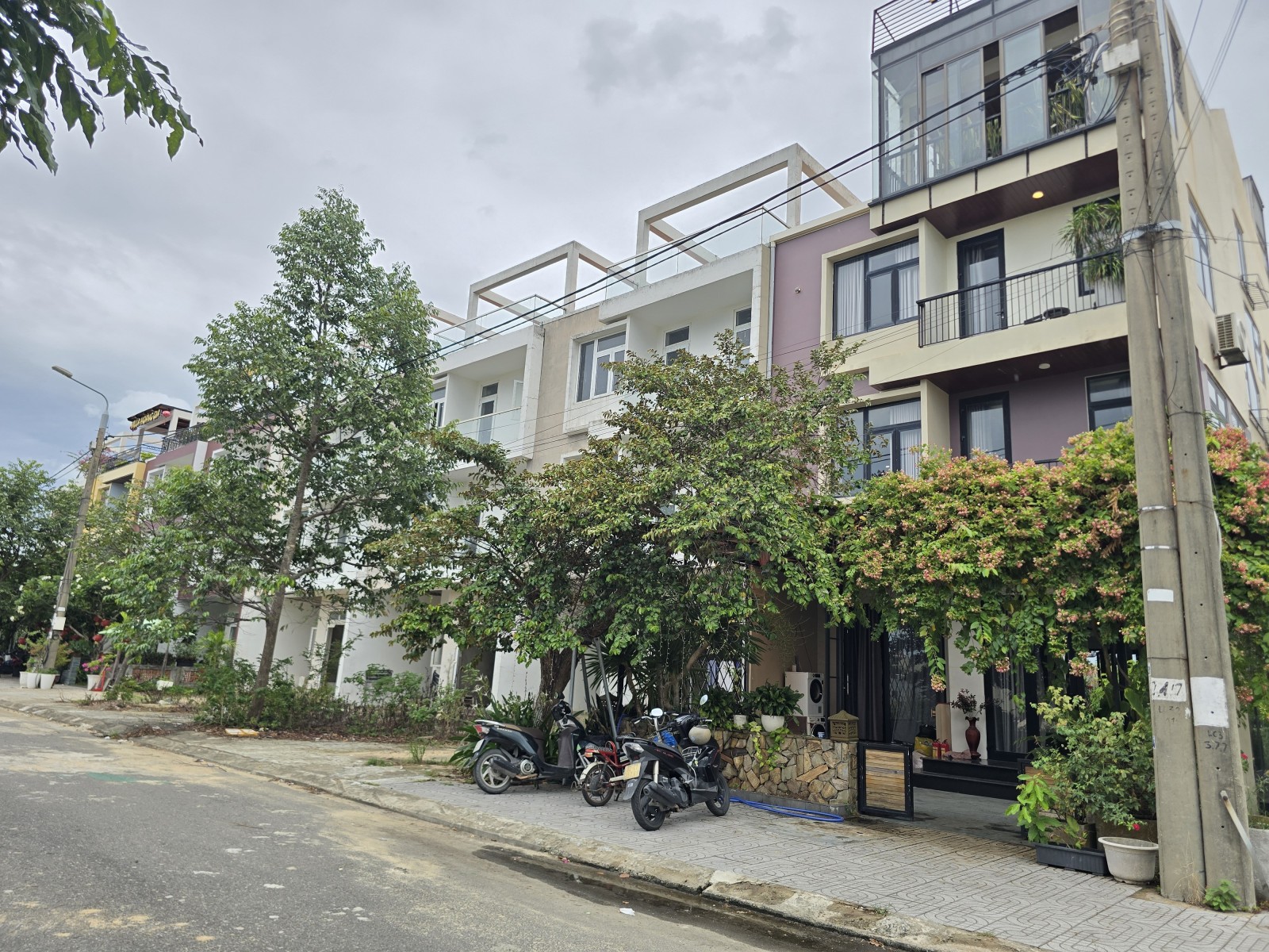 KHÚC HẠO 200m², 3 tầng, ngang 8m, dài 25m, giá 9 tỷ, Hội An